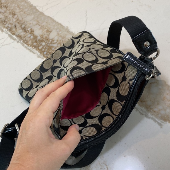 Coach crossbody - Picture 5 of 8
